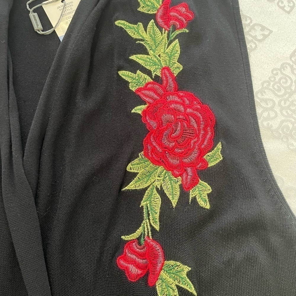 Joseph A sweater women mid length open Cardigan with embroidered red rose XL - Picture 5 of 5